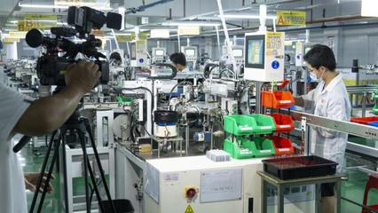 見證體溫計(jì)、血壓計(jì)新趨勢(shì):健奧科技高水平自動(dòng)化生產(chǎn)