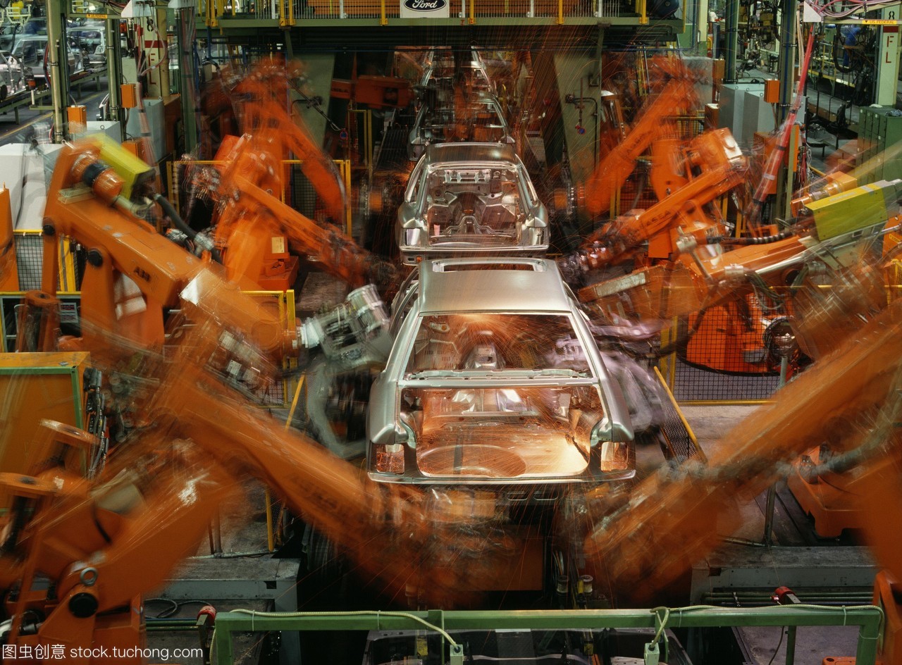 生產(chǎn)線機(jī)器人timeexposure機(jī)器人手臂的形象橙色焊接車身機(jī)器人可以被編程來執(zhí)行重復(fù)操作的精度可以設(shè)置他們的利率和集成生產(chǎn)連續(xù)生產(chǎn)線流絕大多數(shù)發(fā)達(dá)國(guó)家的汽車和卡車是由機(jī)器人